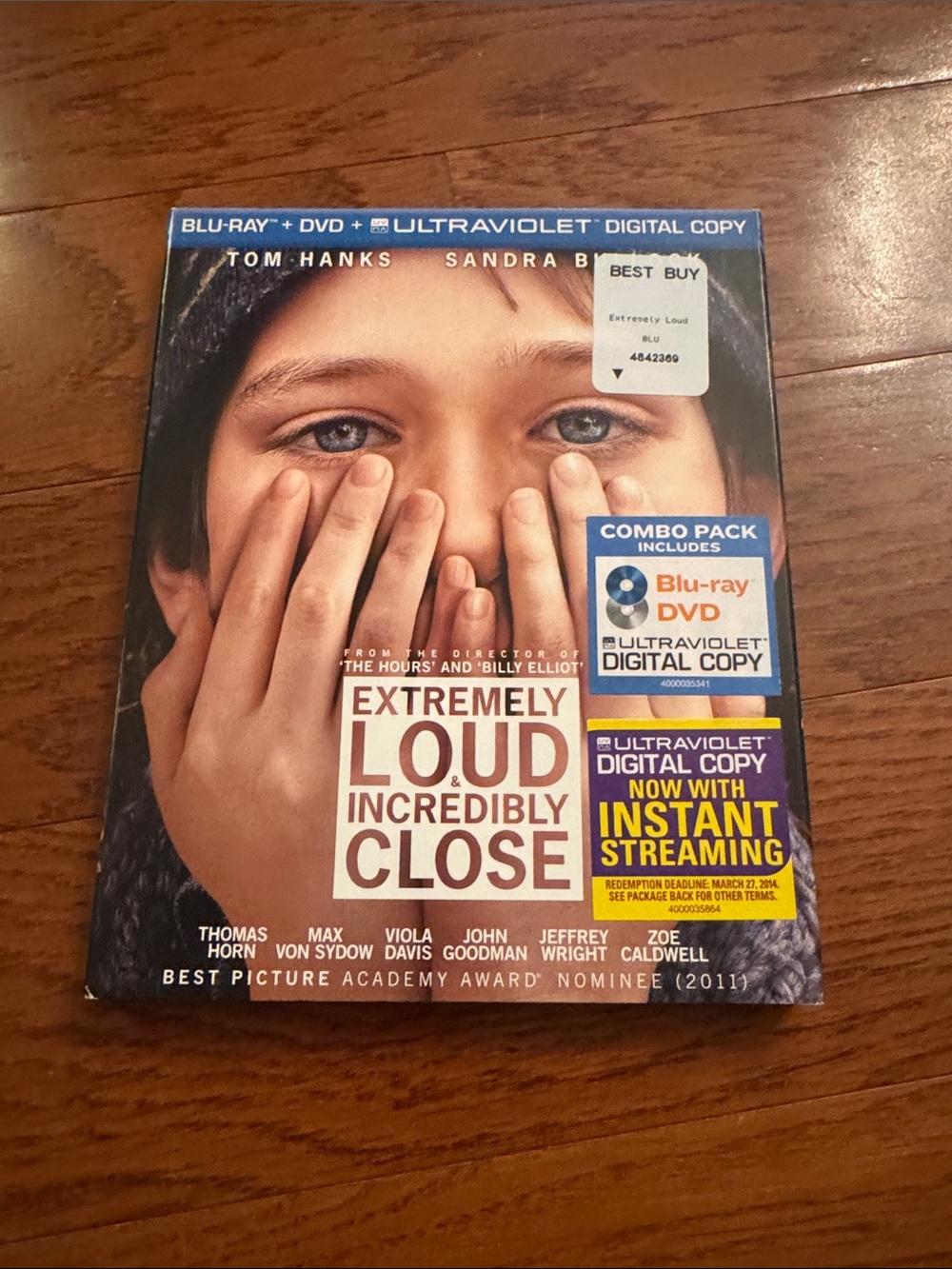 Extremely Loud & Incredibly Close Blu-ray + DVD Combo Pack
